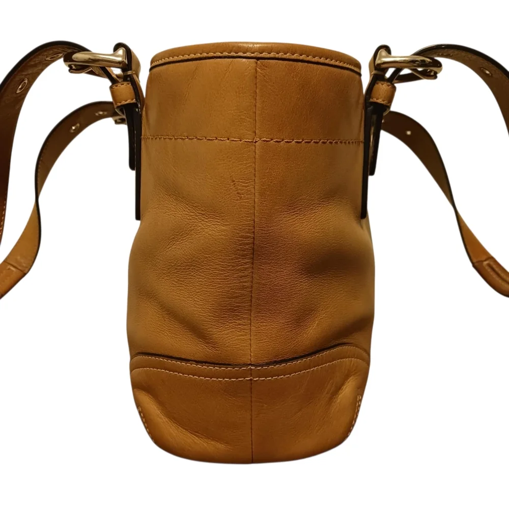 Coach Boutique Soho Leather Bag - Picture 3 of 12